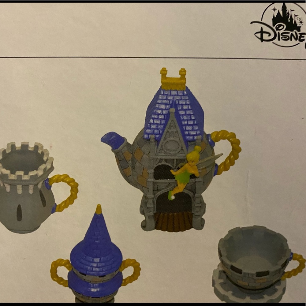 Walt Disney World miniature castle tea set NEW ✨✨ - Picture 7 of 8